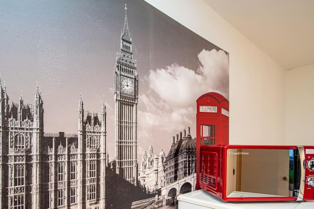 Watford Central Serviced Apartments Bagian luar foto